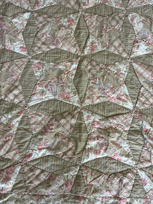 Shabby floral quilt hand stitching, not homemade as is