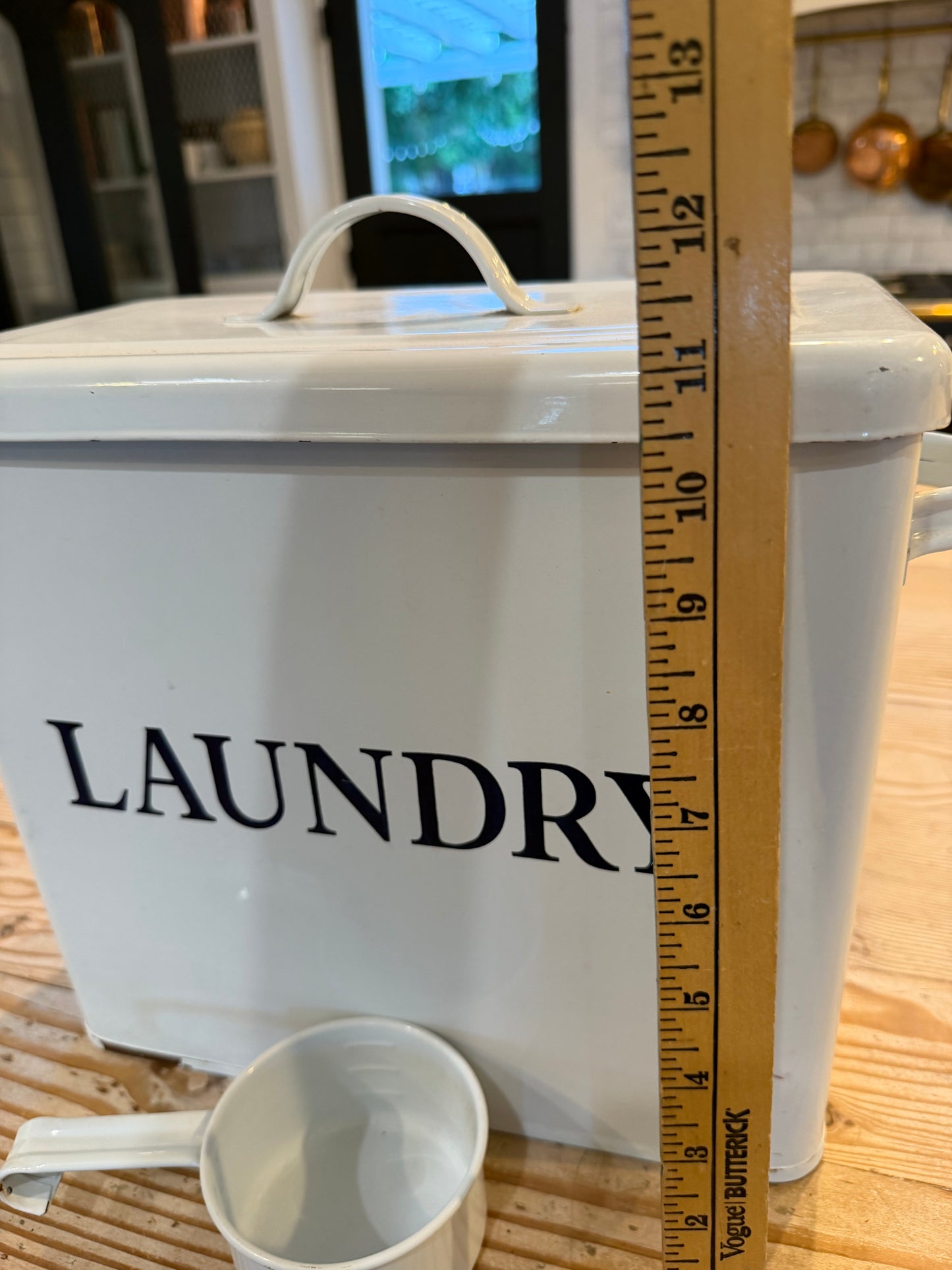 Enamel laundry, canister with lid and cup