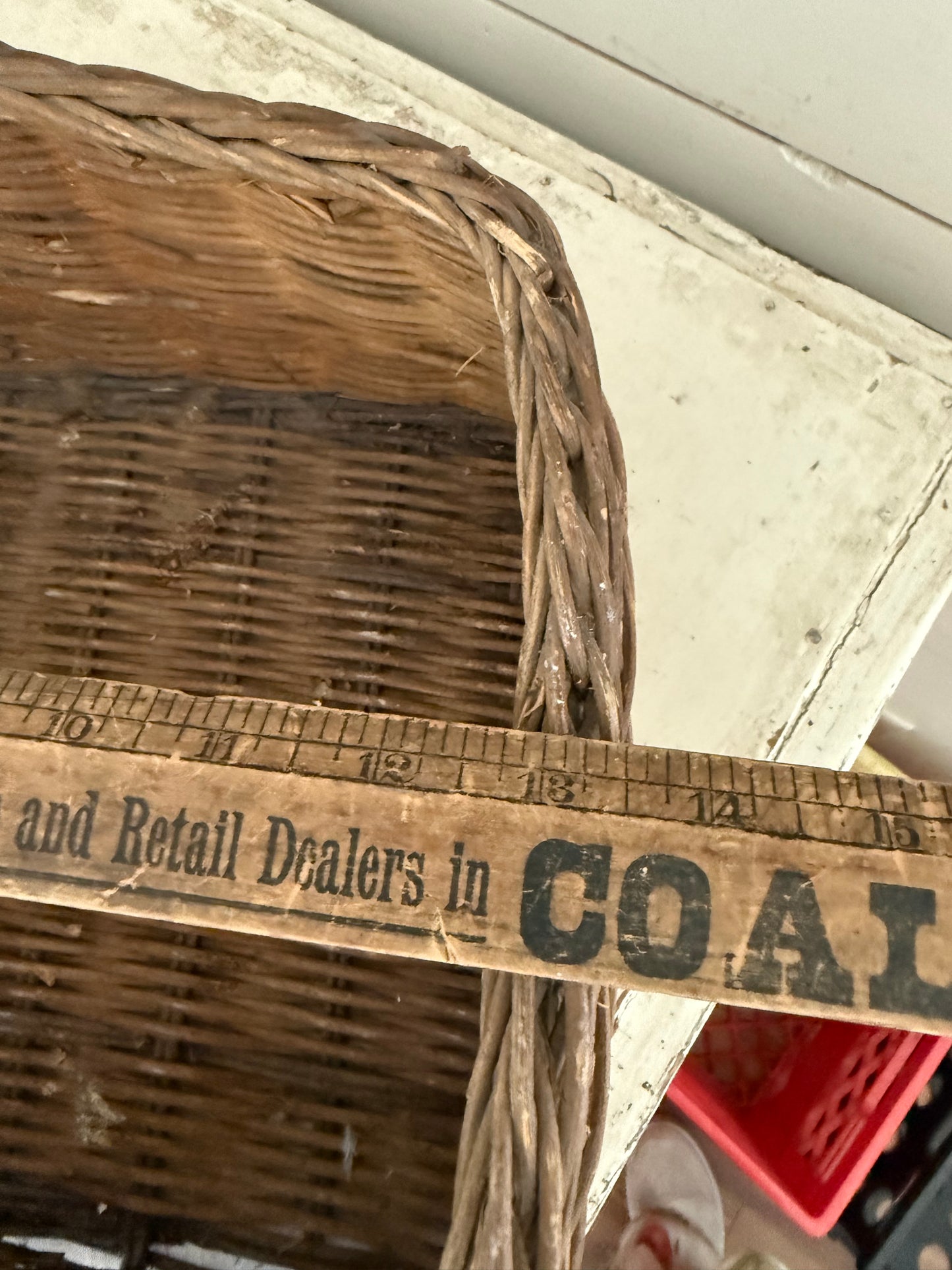 Vintage Woven Basket with scallops