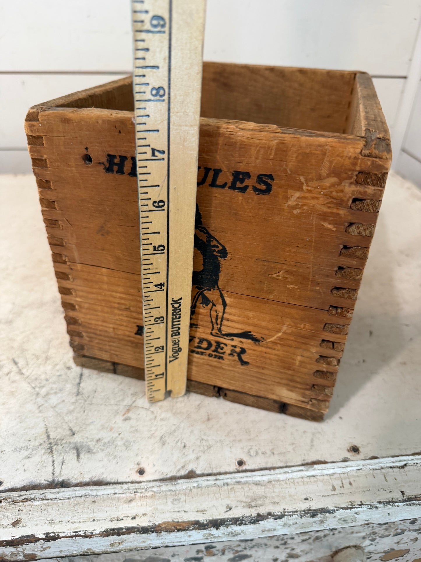 Vintage Hercules dynamite box