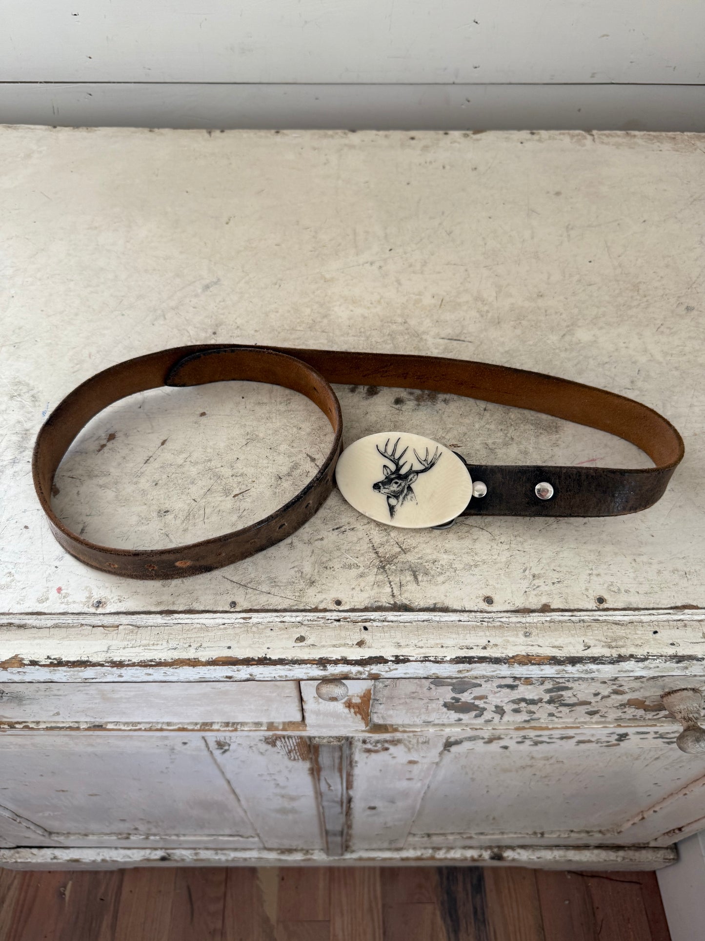 Vintage Buck belt buckle and leather belt 36”