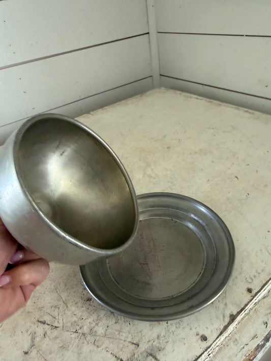 Early American Pewter domed butter or cheese dish,