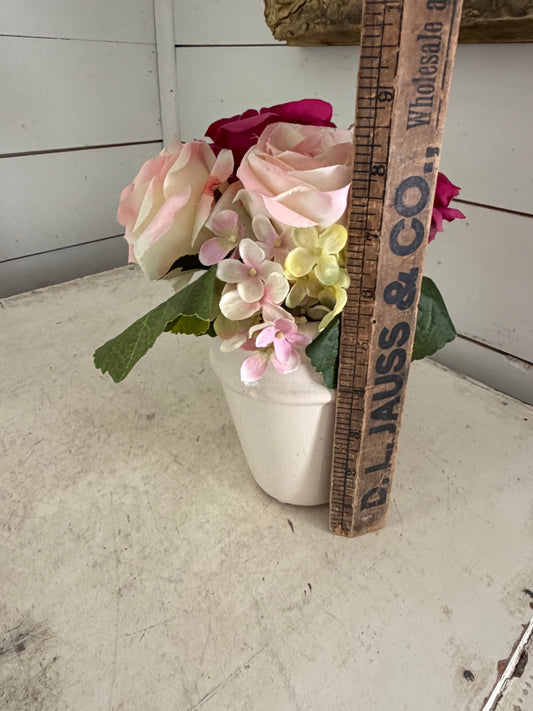 Ceramic pot with pretty floral
