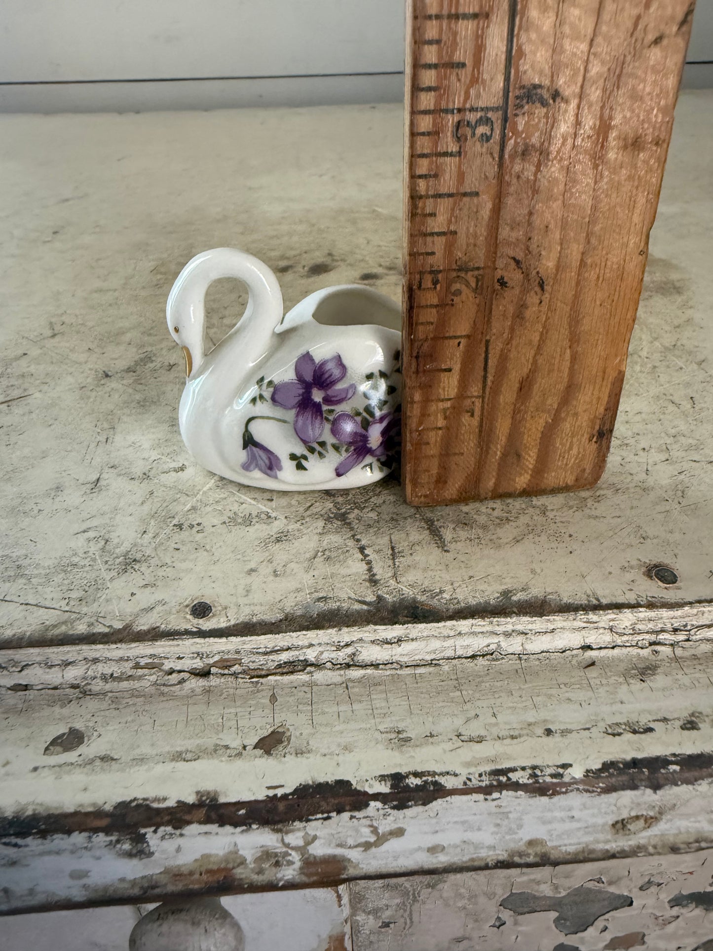 2” High Porcelain Toothpick Holder Swan Violet Flowers