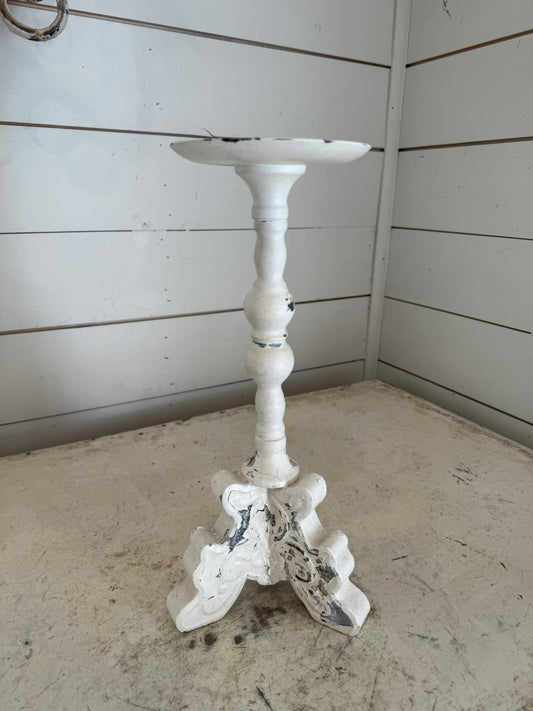 Chippy white candlestick