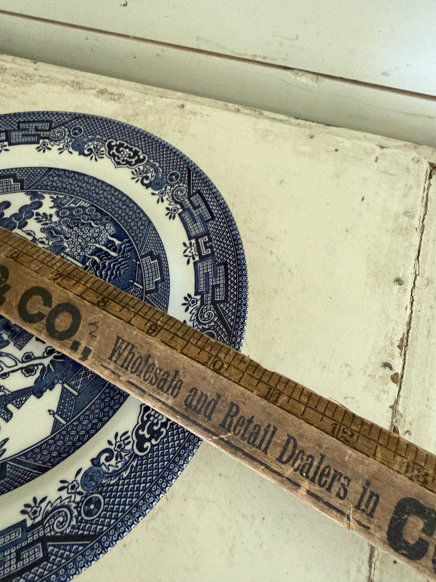 Blue Willow dinner plate