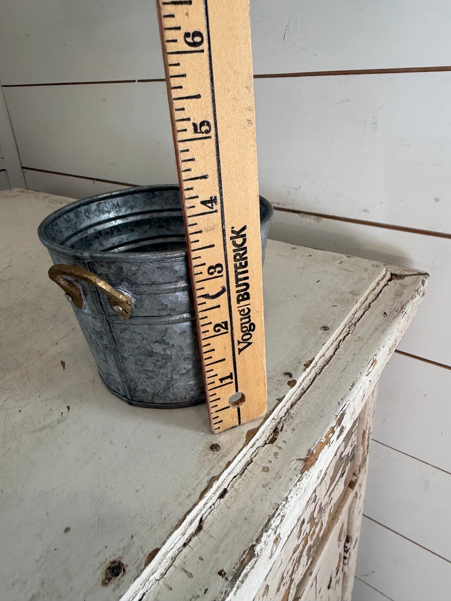 Small galvanized pot will get makeover