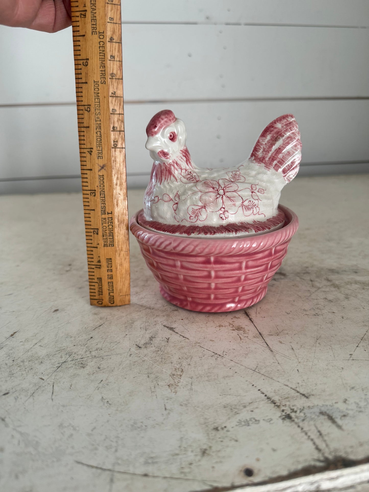 Vintage Portugese Trinket Storage Pot - Pink and White Hen Nesting on a Basket -imperfect as shown