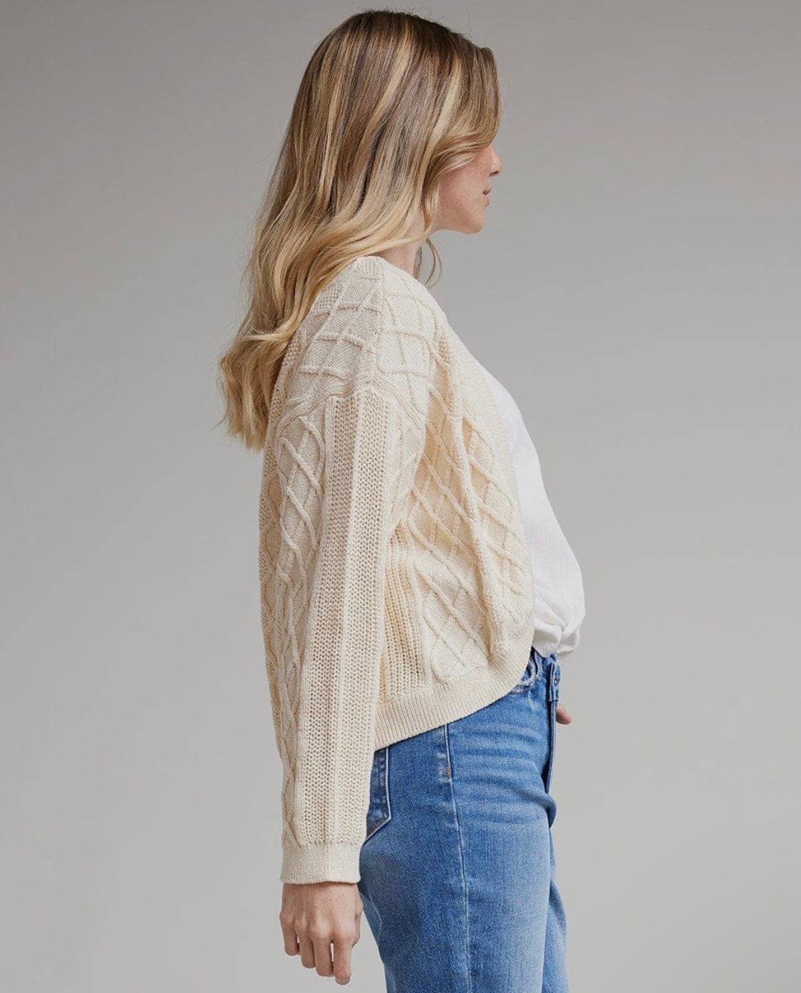 On Curve Cream Cardigan | Downeast