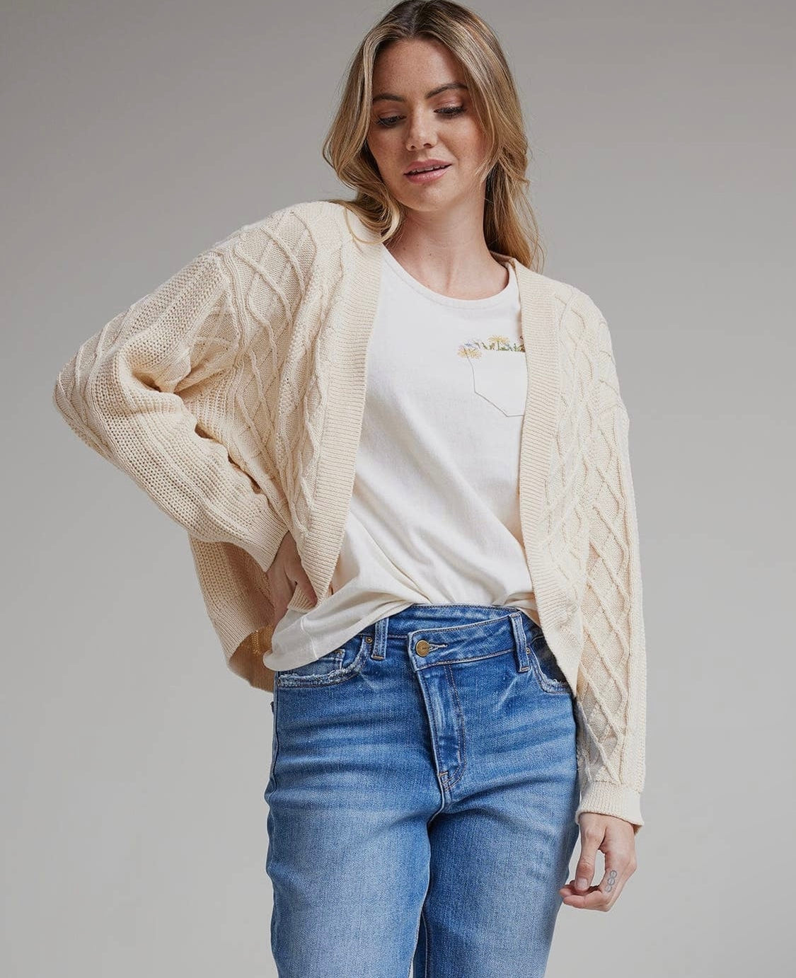 On Curve Cream Cardigan | Downeast