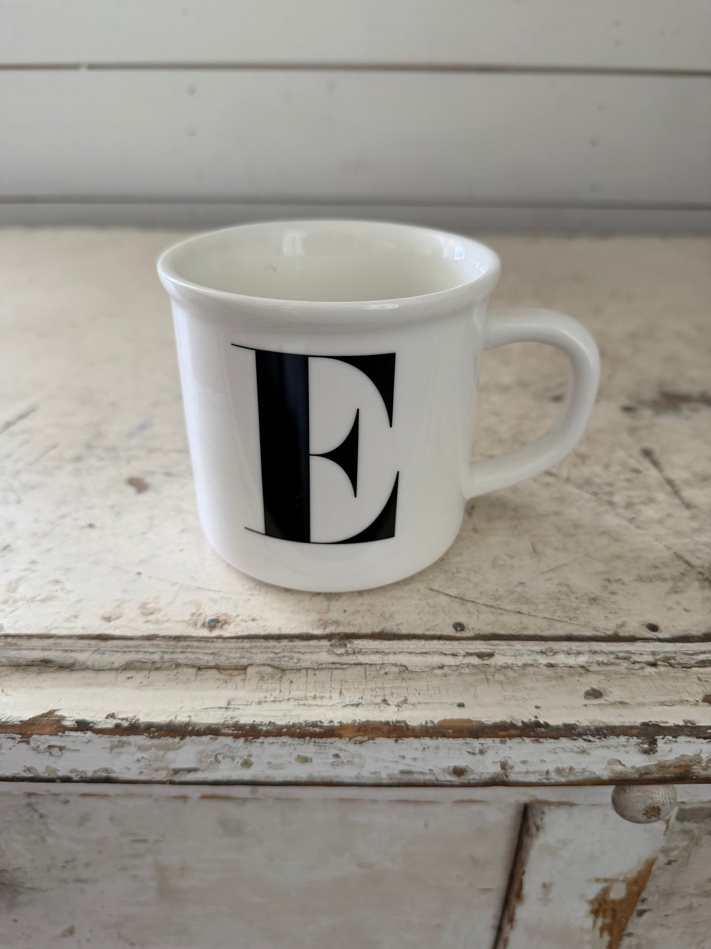E Monogram mug