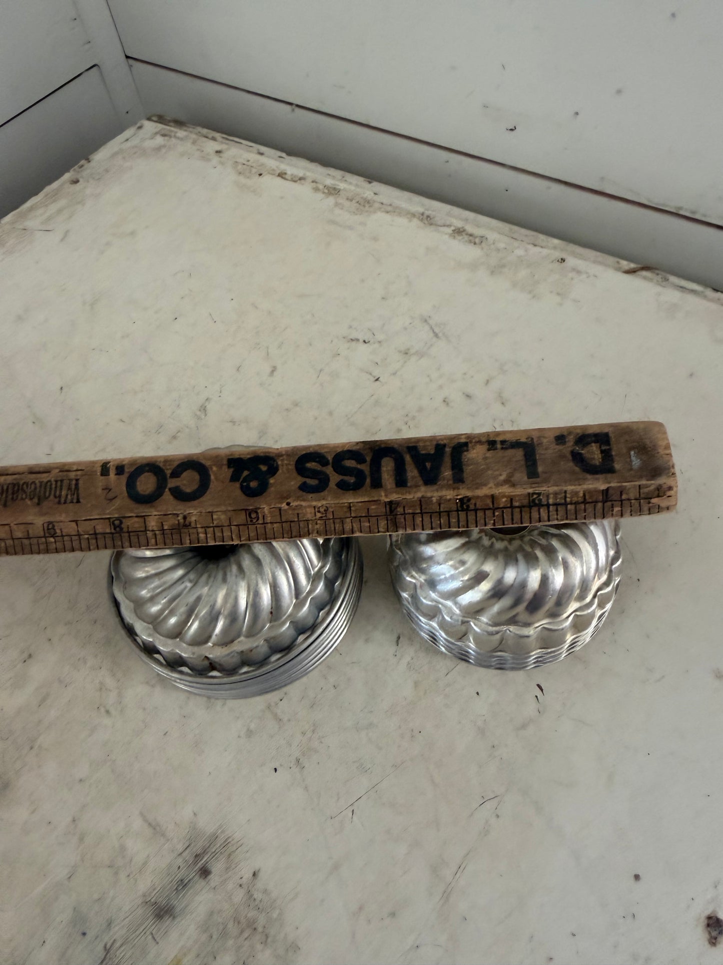 Set of vintage aluminum Jell-O molds mini