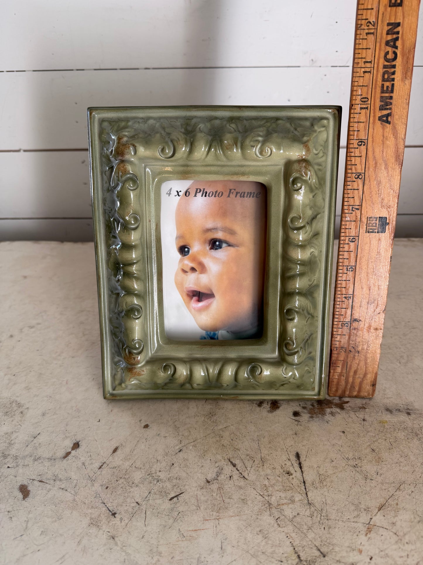 Ceramic Ornate 4x6 image Frame Will Get art