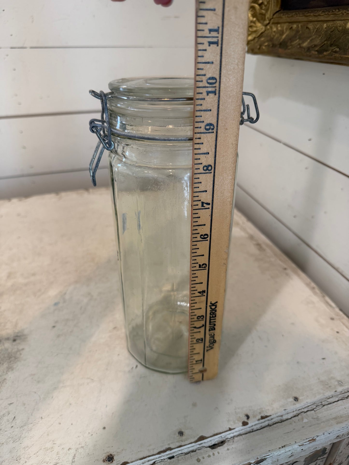 Vintage hermetic pasta jar