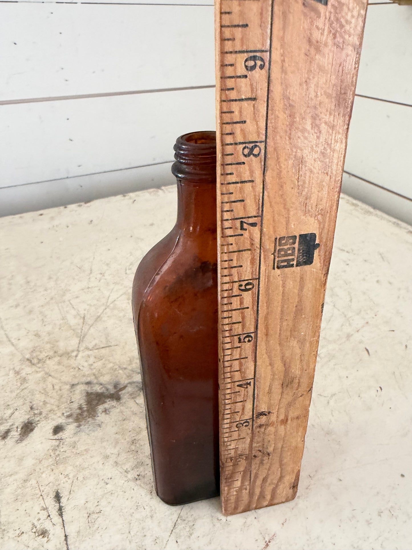 Large Vintage Allen & Hanburys Amber Bottle Chemist Pharmaceutical medicine bottle antique amber glass