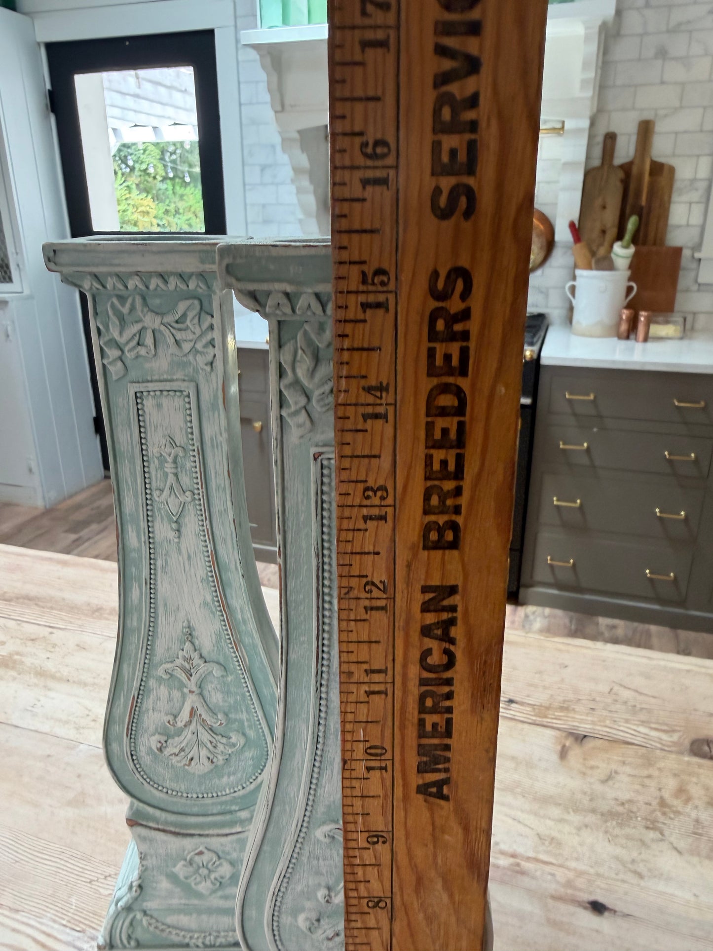 Set of decorative pillar candlesticks