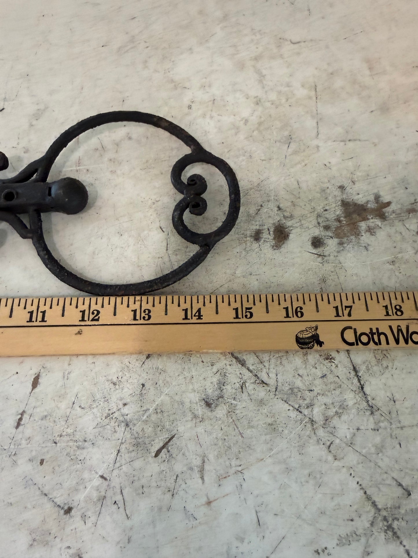 Metal key holder