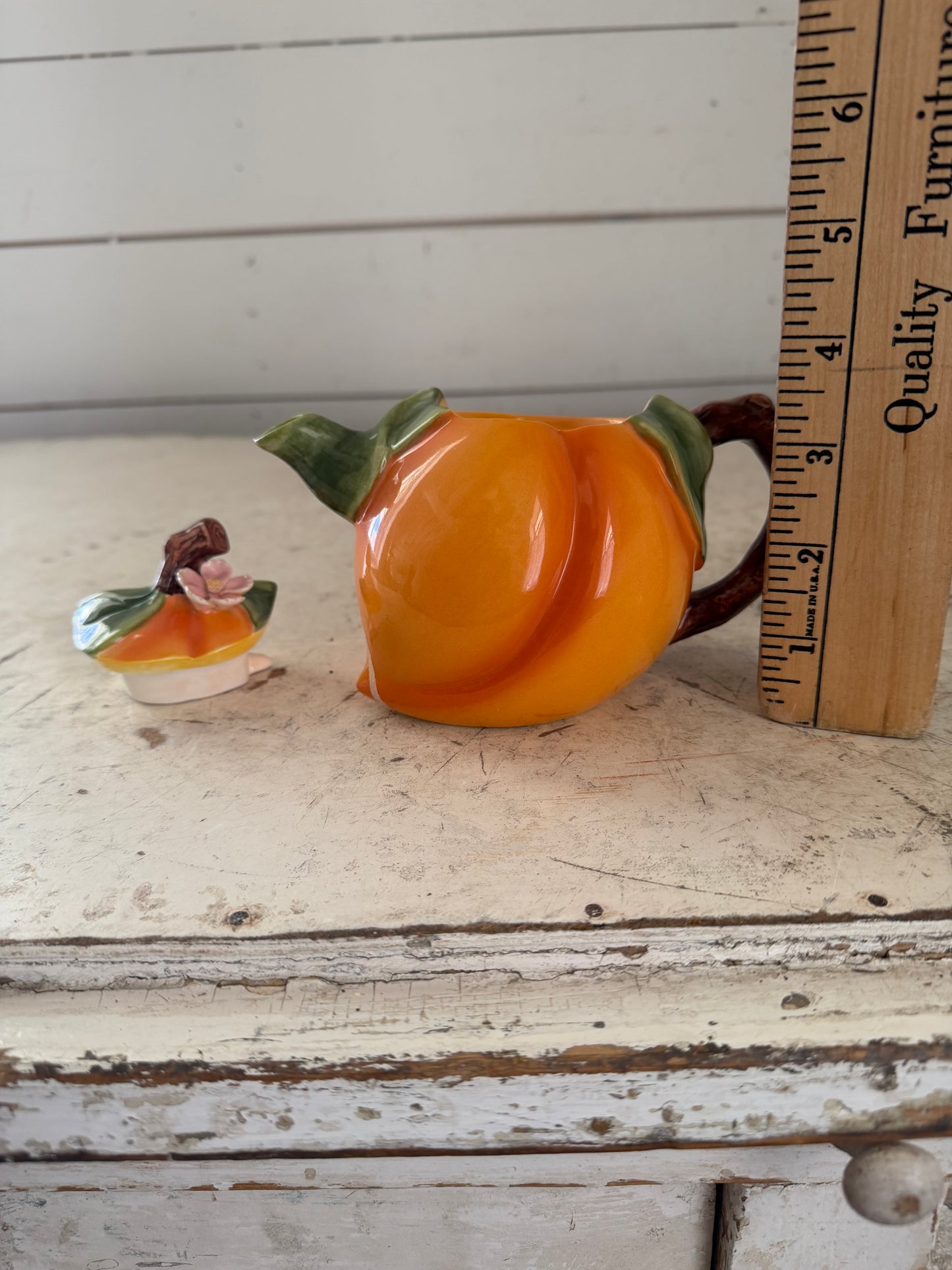 Ripe Peach Teapot