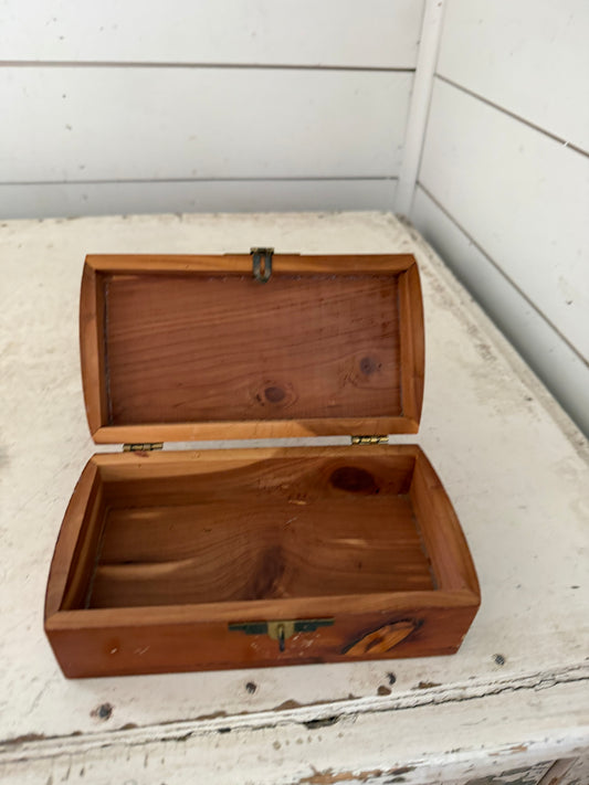 Vintage Mini Wood Box will get makeover