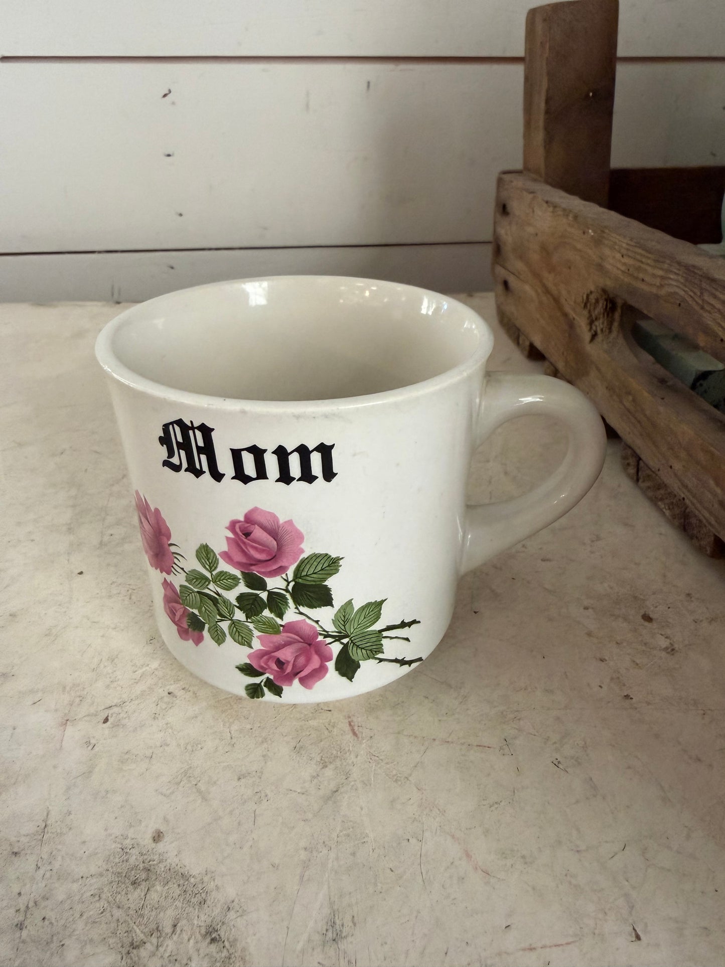 Vintage Mom roses mug made in Japan