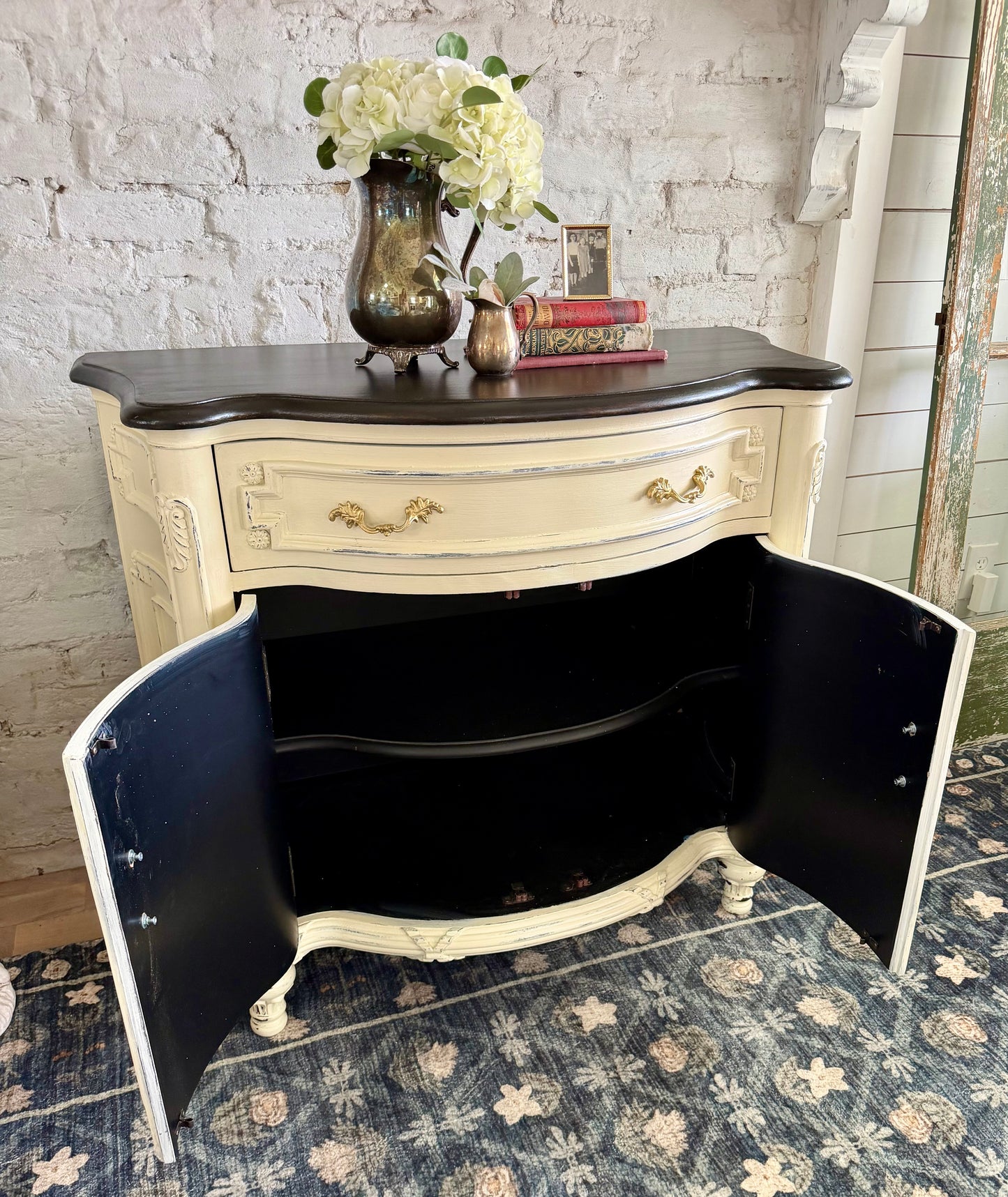 Curvy French Style Buffet