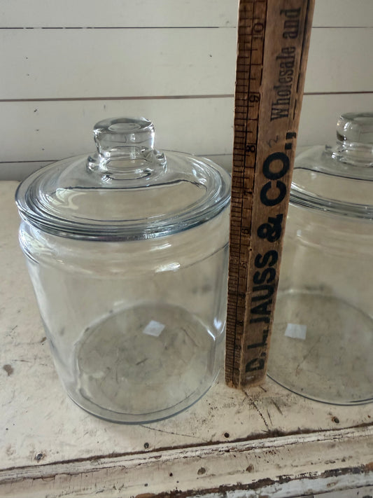 Clear glass canister with lid will get transfer sold individually