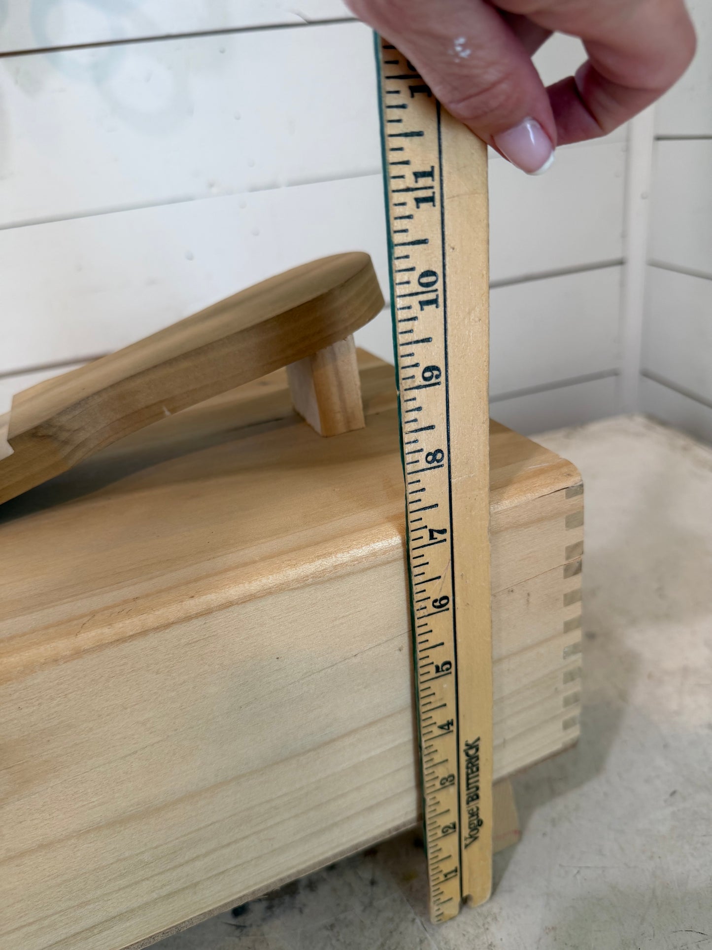 Wooden shoe shine box will get makeover