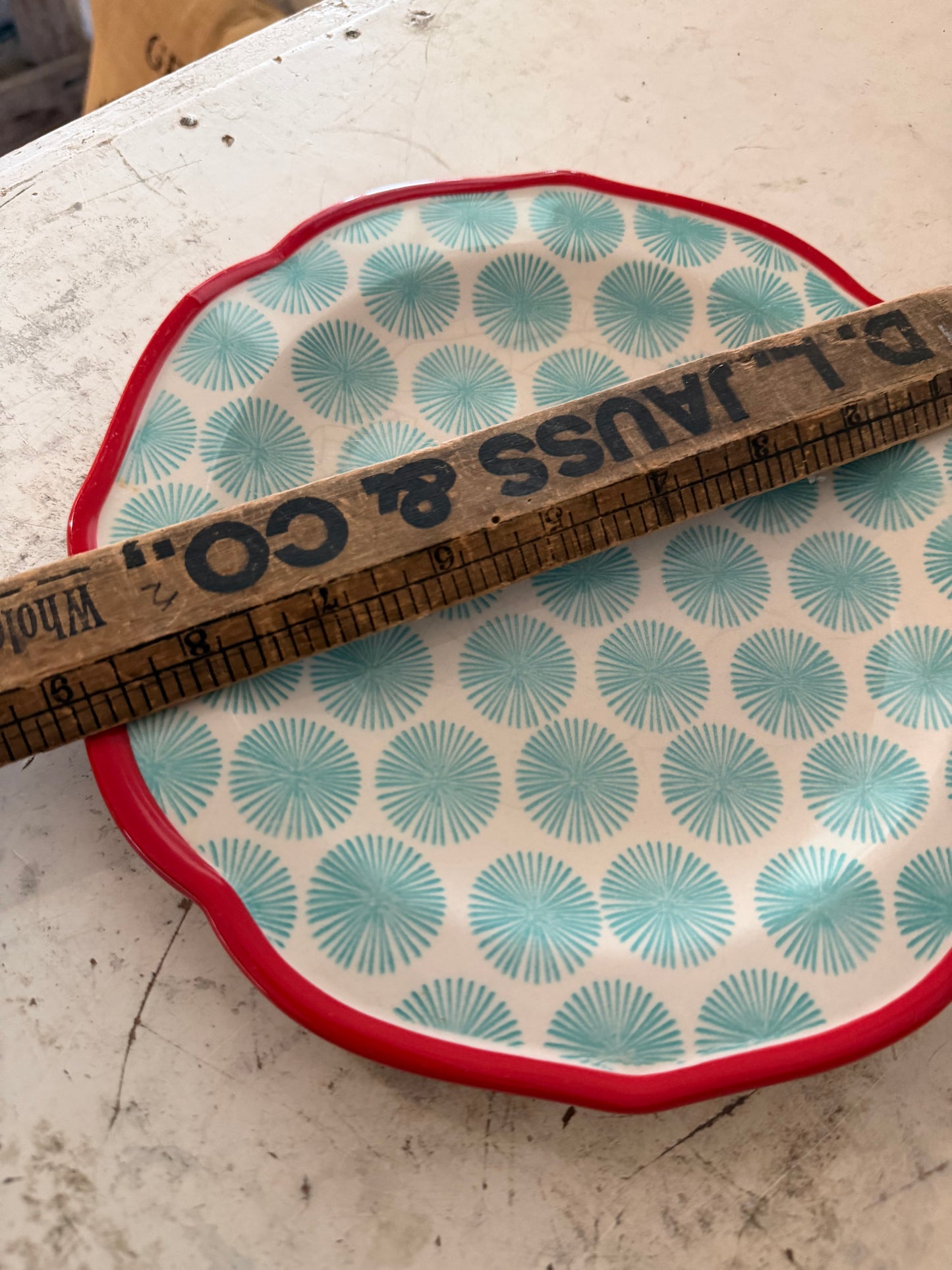 Pioneer Woman Happiness Salad Plate Red Scalloped Rim Aqua Starburst sold individually