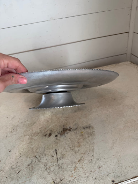 Vintage aluminum Lazy Susan will get makeover