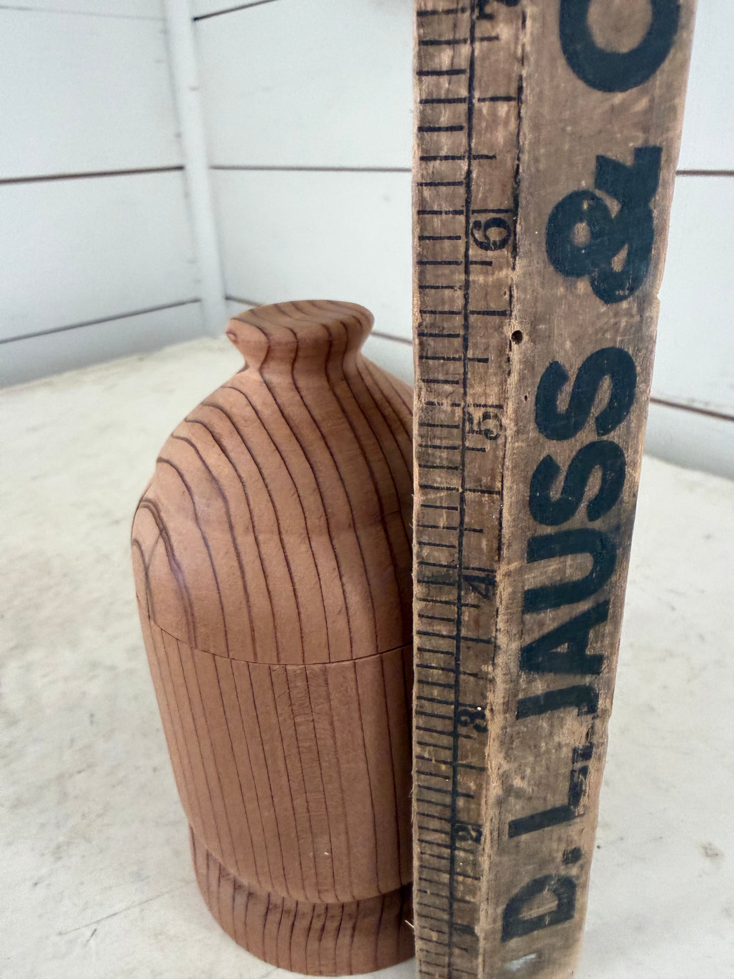 Wood trinket dish will get makeover urn with lid