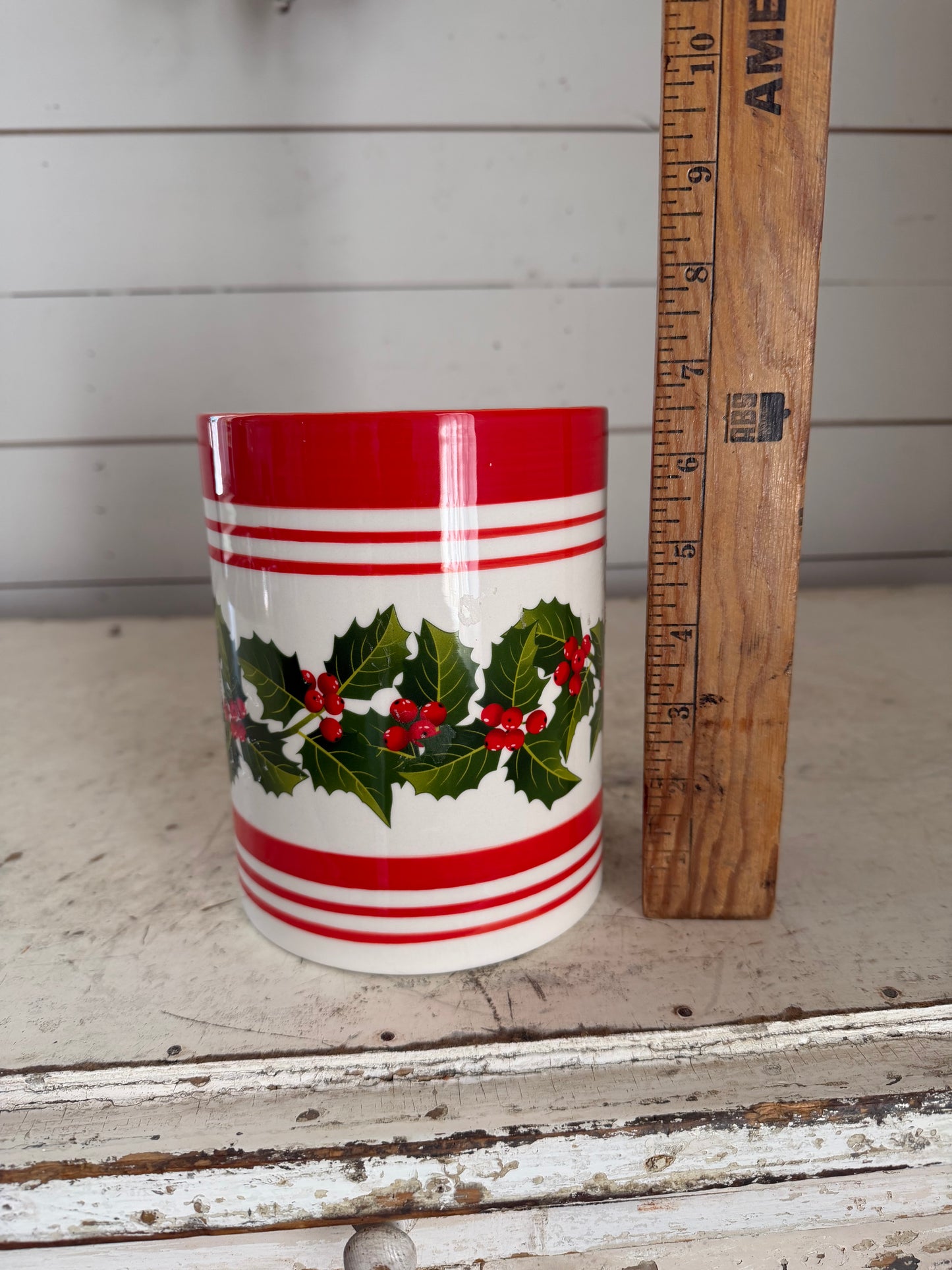 Lenox HOLIDAY Holly STONEWARE Utensil HOLDER Stripe Crock