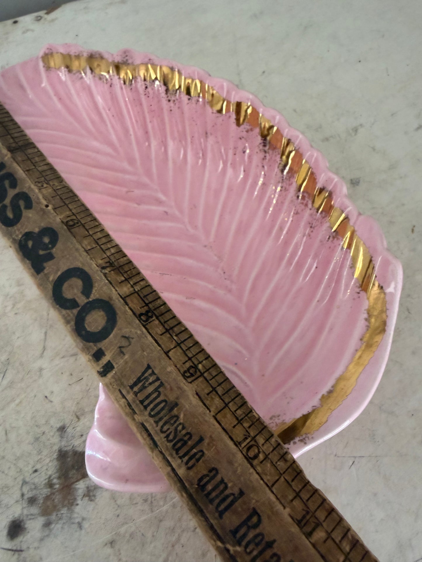 Miramar of California pink and gold speckled leaf dish sold individually