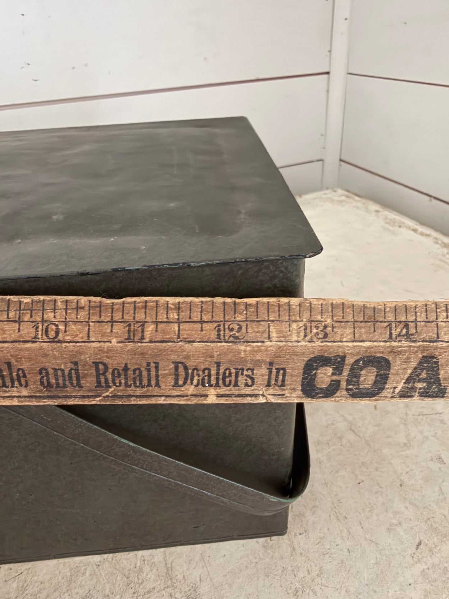 Vintage Style Metal Box will get makeover