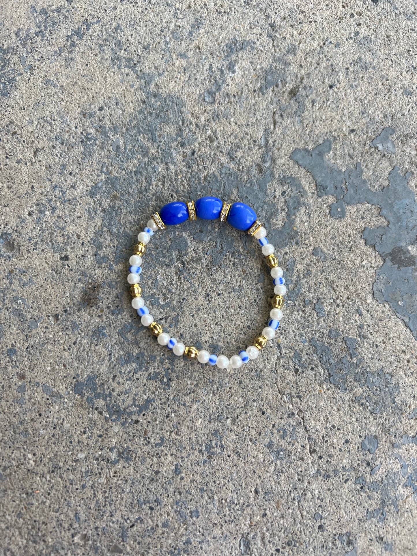 Blue,gold, and pearl handmade beaded bracelet
