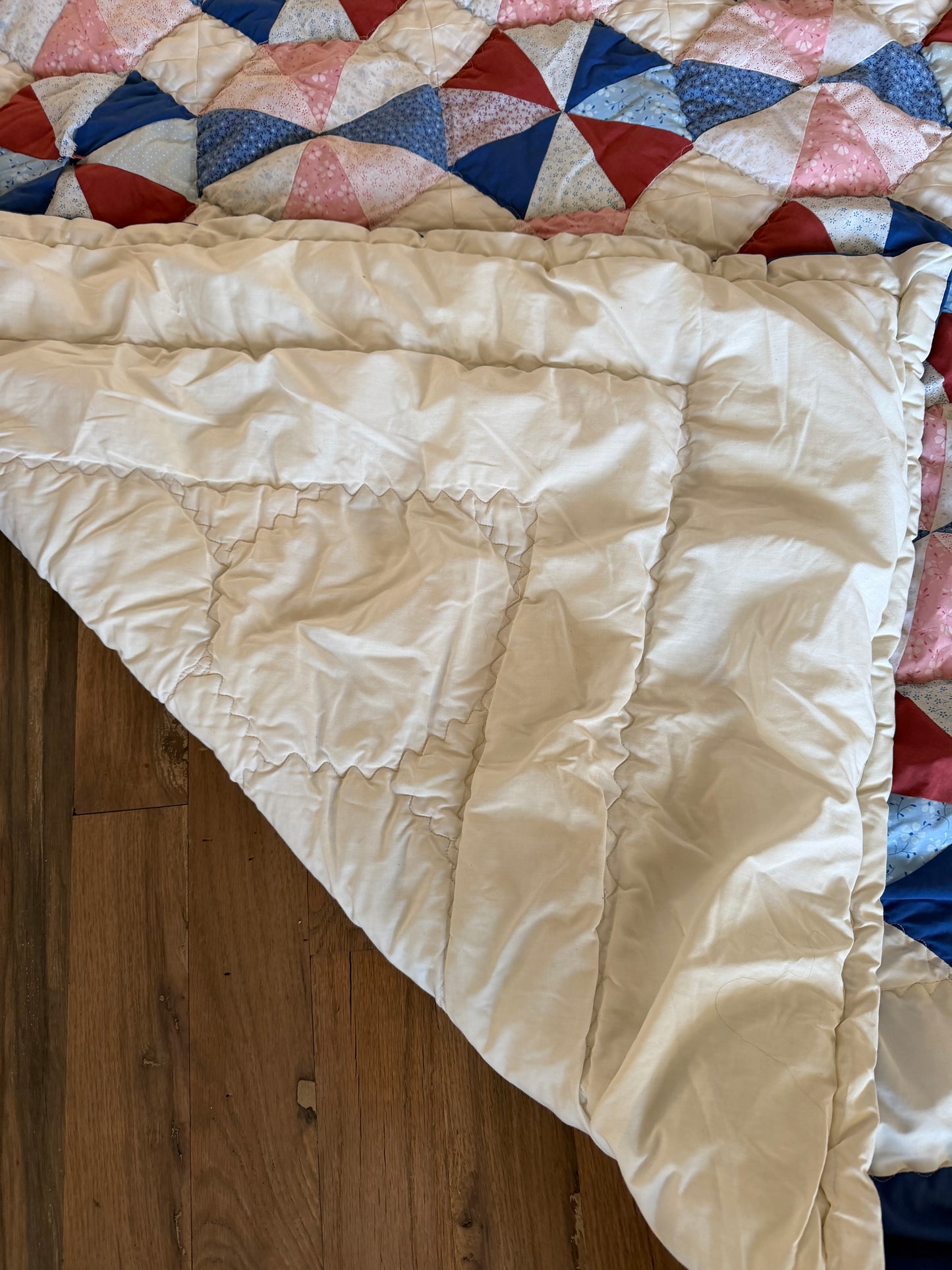 Queen size Quilted Puff Quilt - some small stains we couldn’t get out