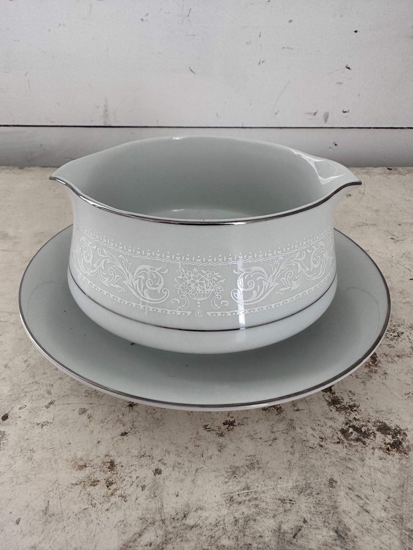 Vintage Salem China Translucent LACE BOUQUET Gravy Boat Japan