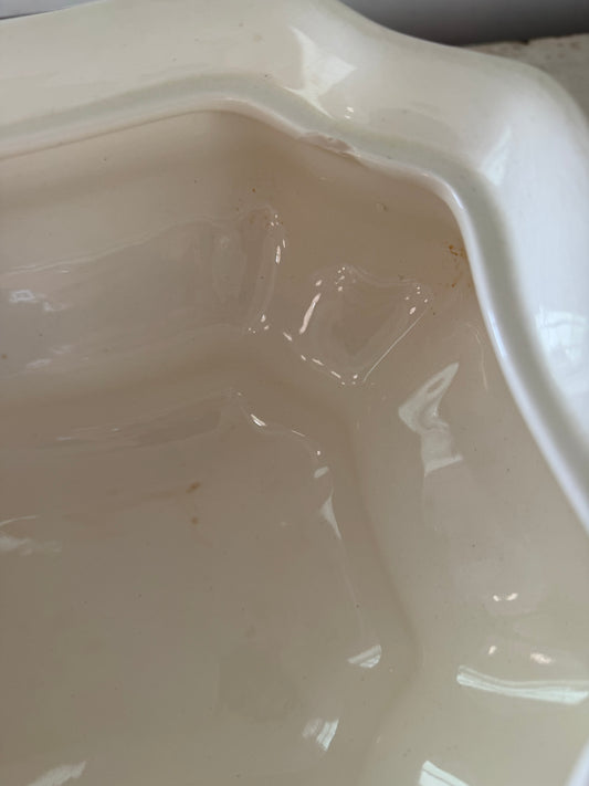 Antique Mason's Patent Ironstone China - Made in England - Missing Lid And Ladle small chip inside lip