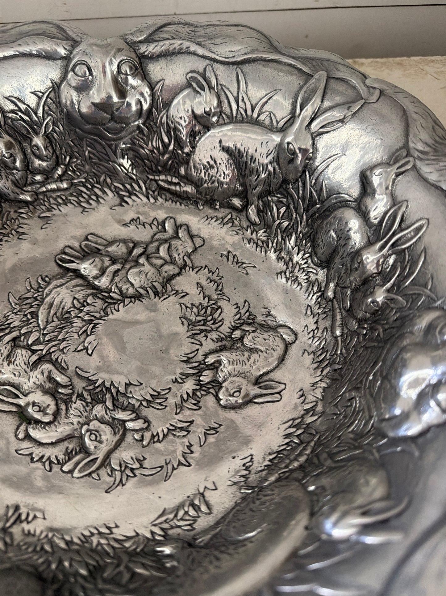 Arthur Court Vintage 14”Large Rabbit Bunnies Carrots Salad Serving Bowl