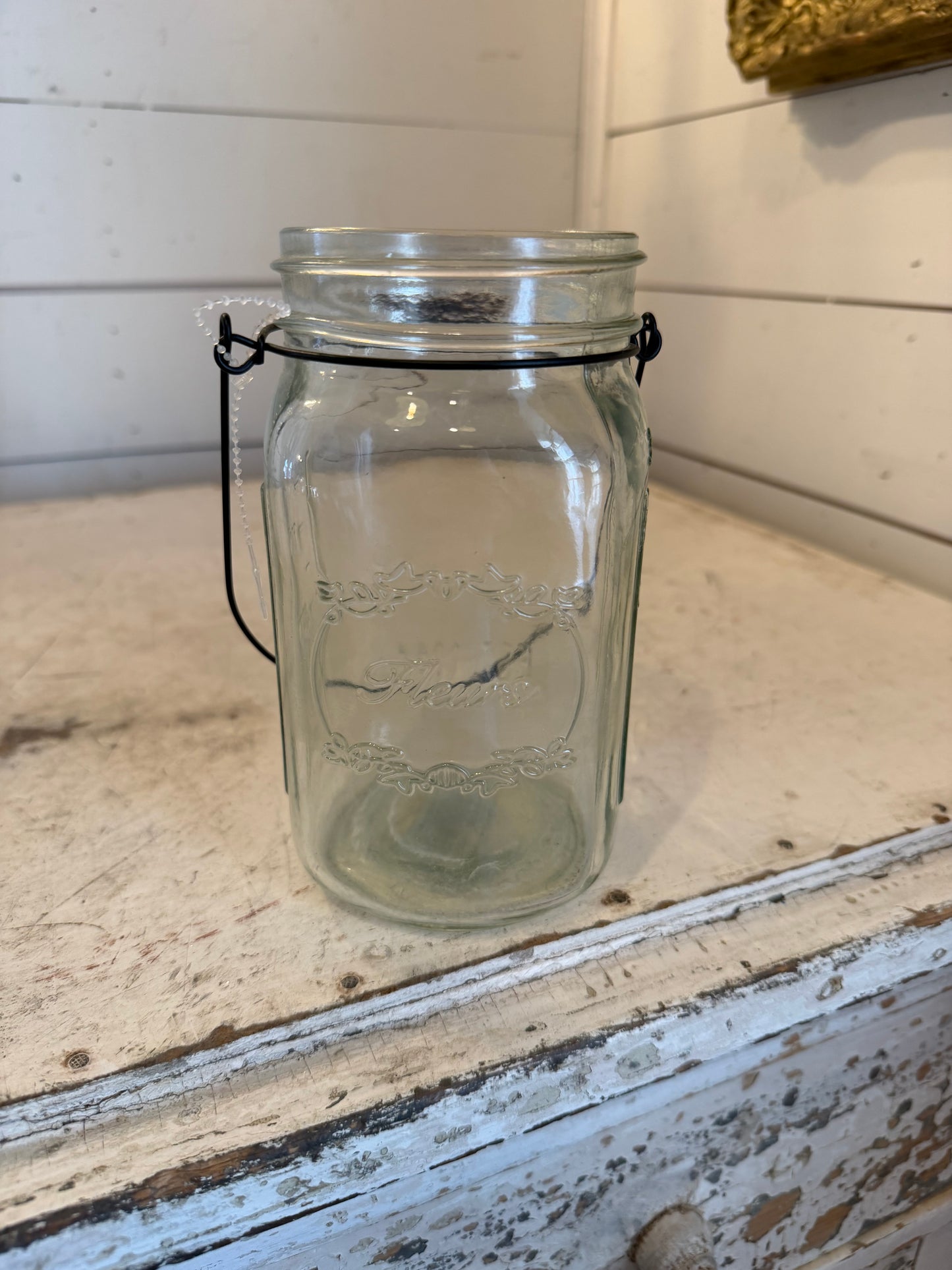 Fleurs Quart Jar with wire handle