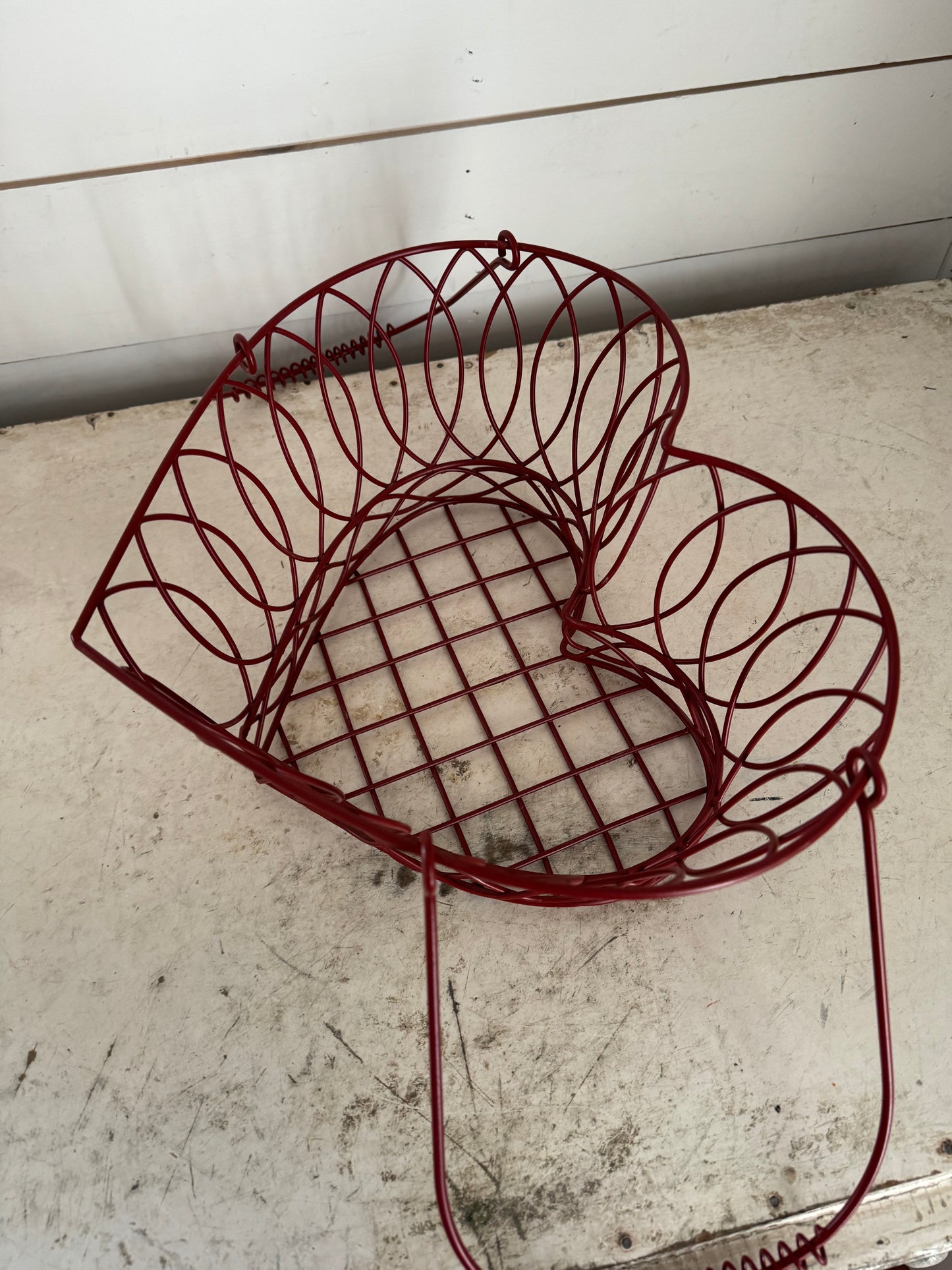 Heart Wire Basket with handles