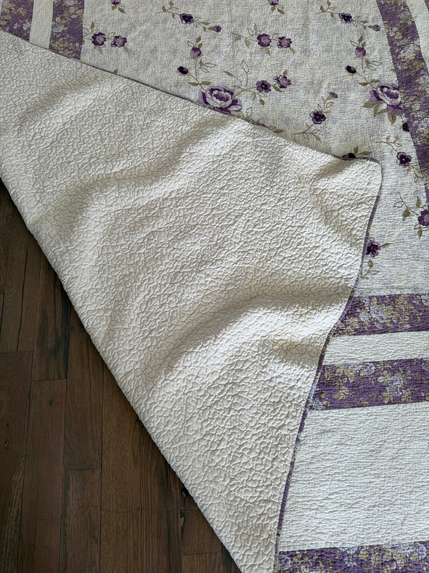 King Size Quilted Quilt with Purple Flowers and border