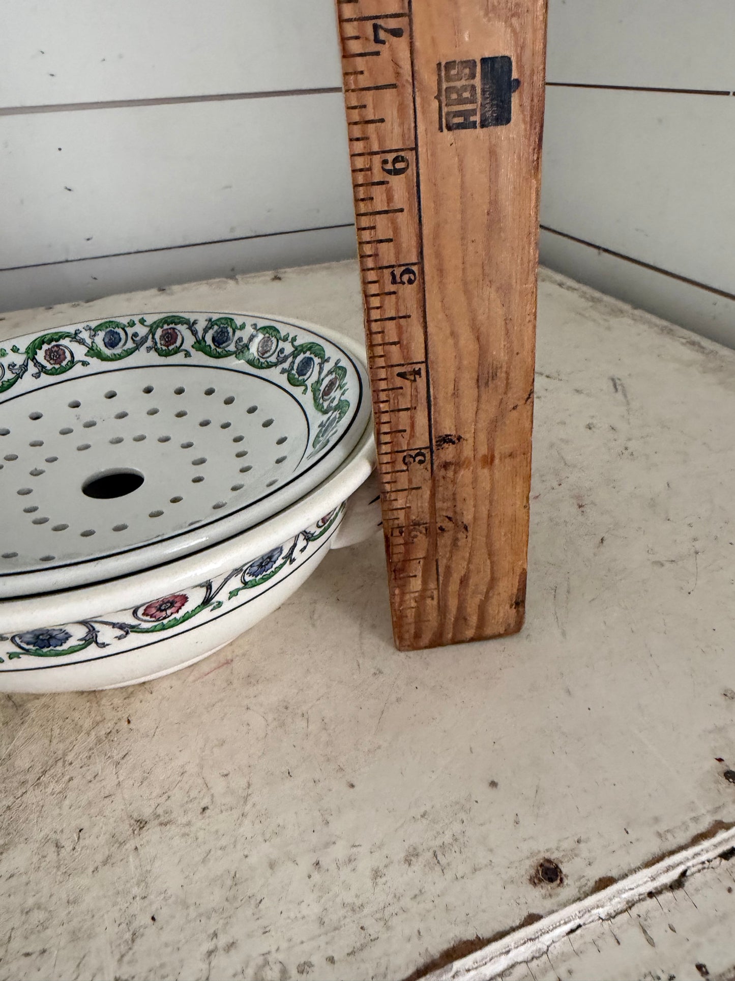 Early 20th Century Copeland/Late Spode ironstone strainer plate and bowl