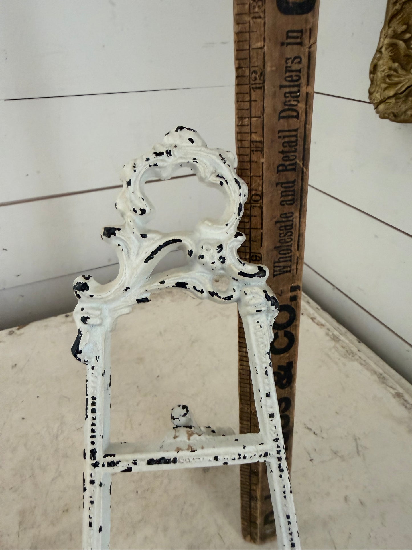 Cast Iron Art Easel
