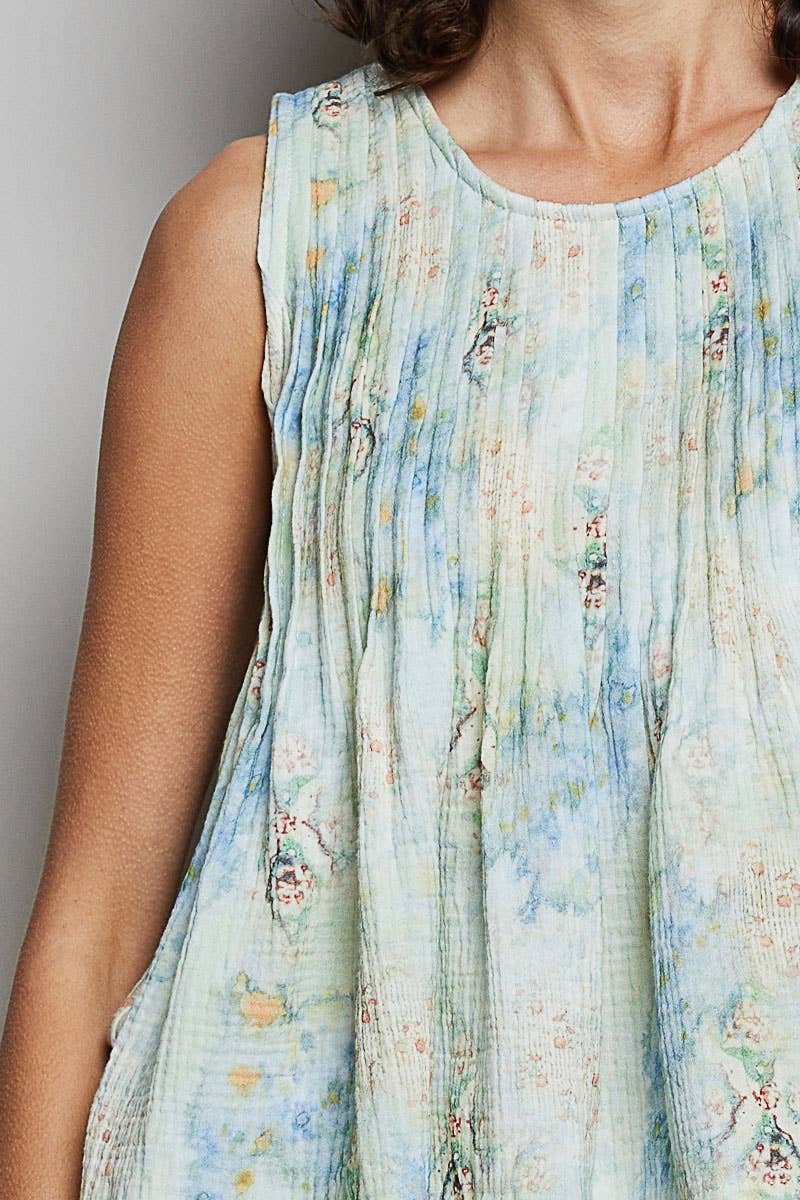 Round Neck Double Gauze Pintuck Floral Sleeveless Top