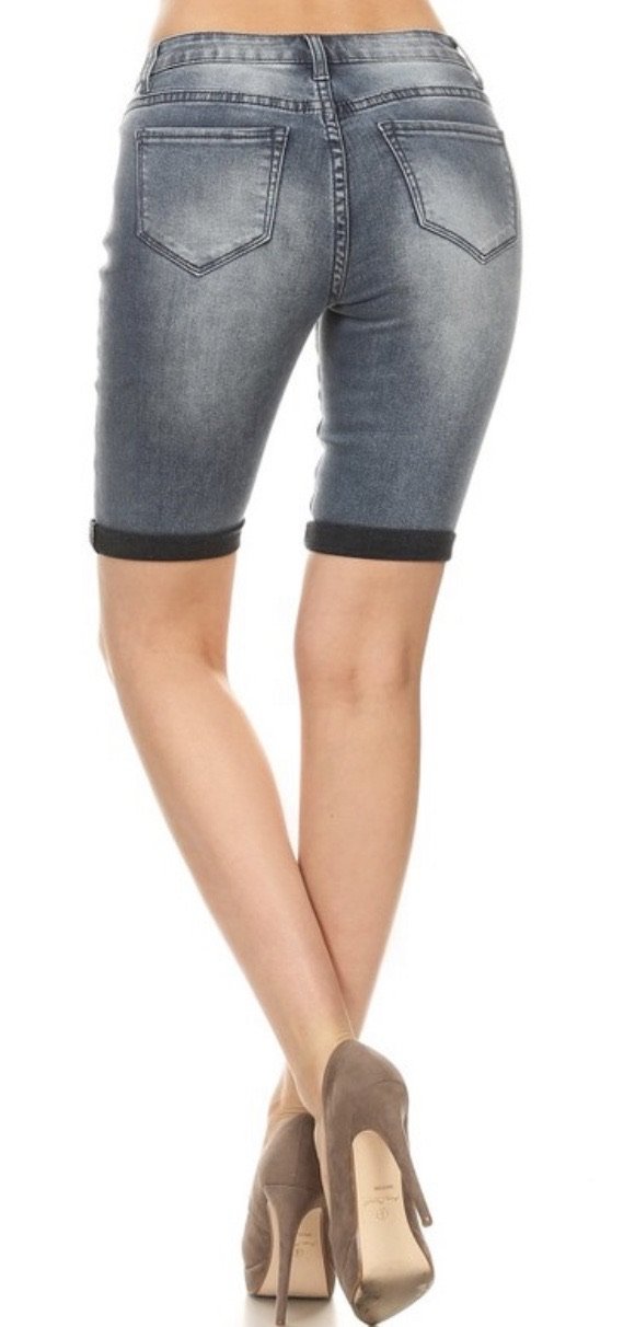 Mineral Wash Bermuda Roll Cuff Short