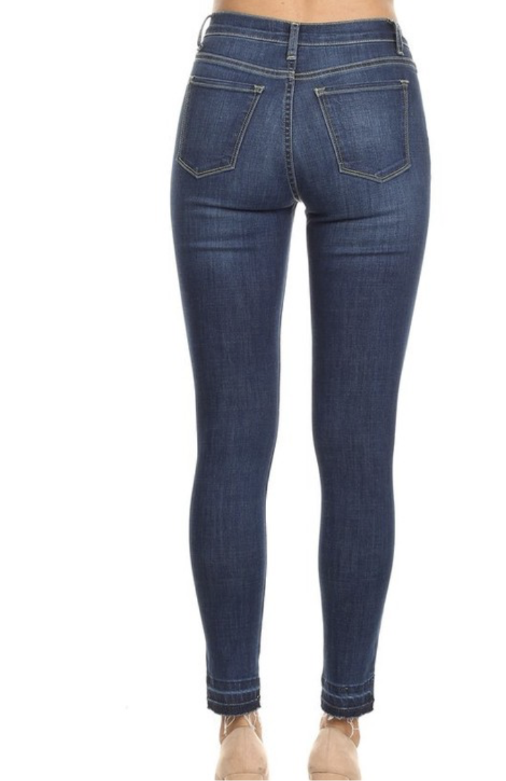 Dark Wash Skinny Jean*