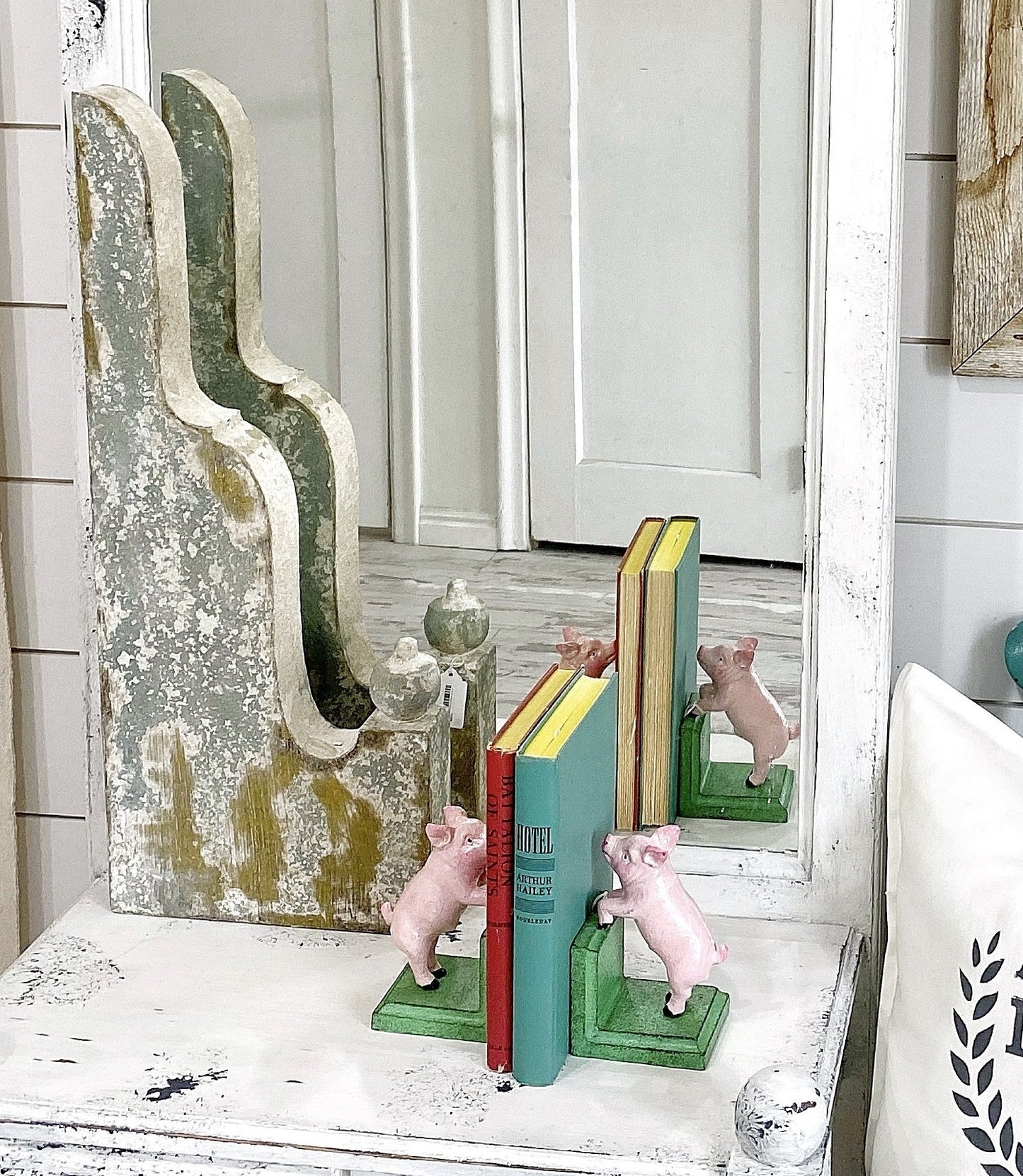 Old Pharmacy Corbel Each