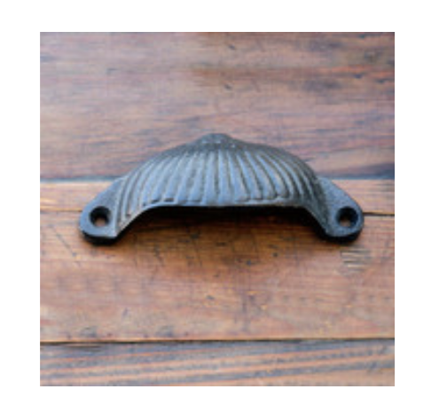 Mercantile Pull Handle