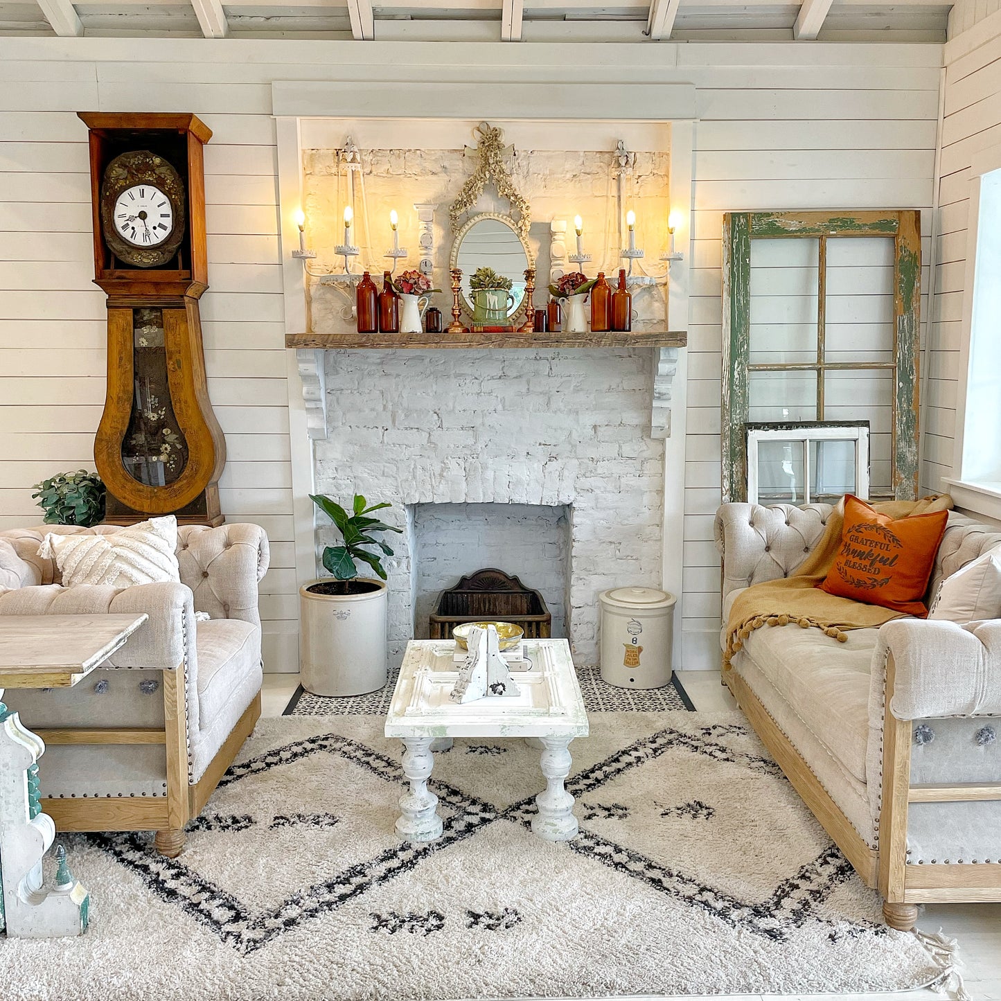 Morrocan Black and Cream shag rug