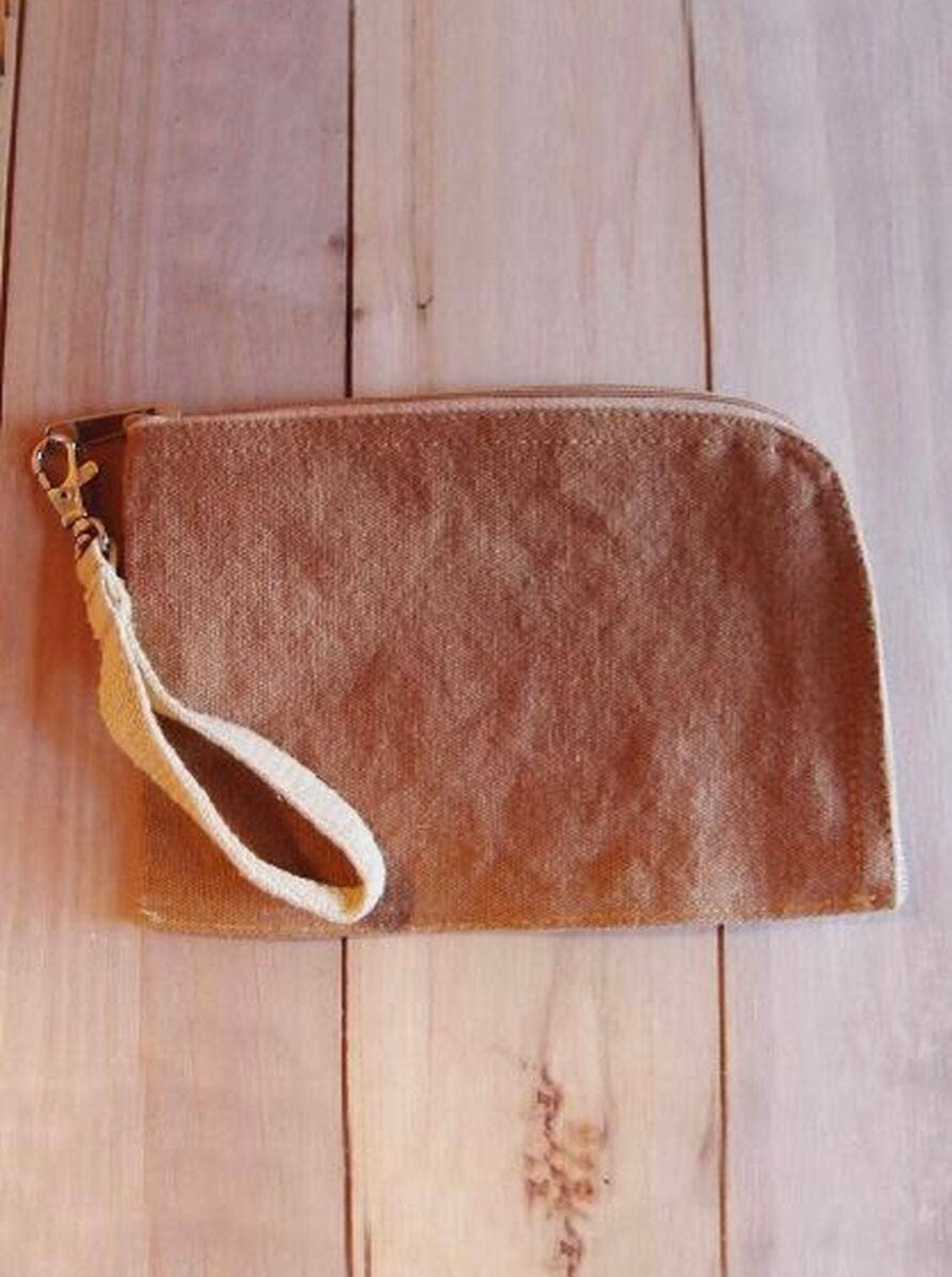 Imperfectly Sewn Zipper Pouch